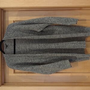 Express sweater size M